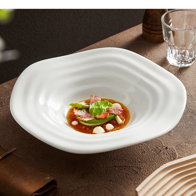 Nierówny Biały Talerz Sałatkow – Home Cooking Steak recenzja i cena