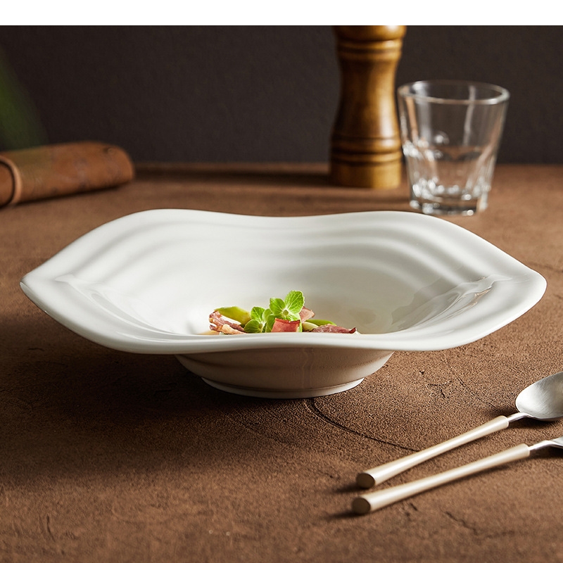 Nierówny Biały Talerz Sałatkow – Home Cooking Steak recenzja i cena